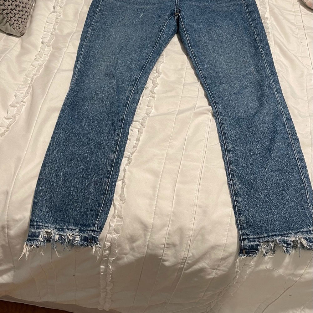 ⭐️ EUC Madewell Slim Crop Boy Jean Chewed Hem - SIZE 2 - Picture 8 of 13